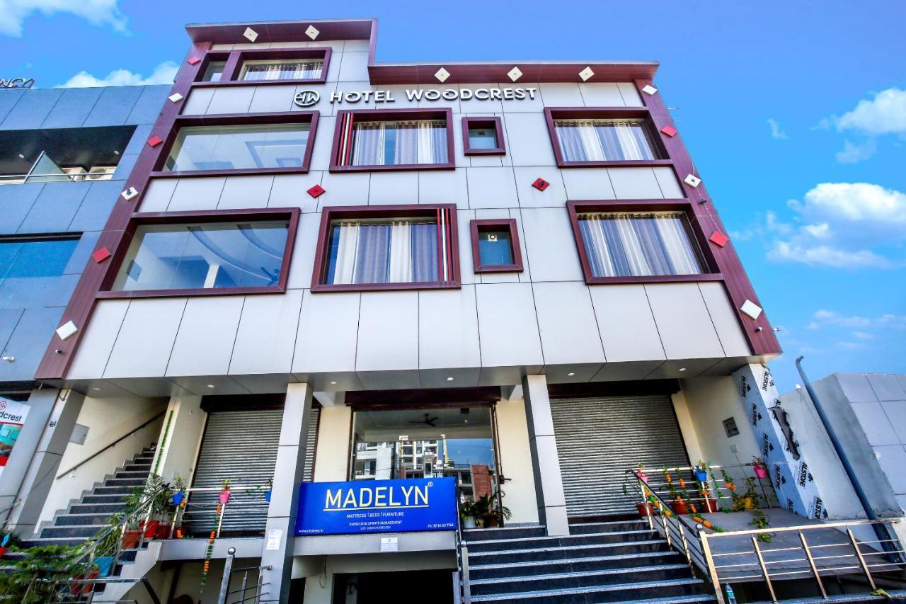 Hotel Woodcrest Zirakpur Chandigarh- Best Family Hotel - Luxurious Rooms - Unit Of Sidham Group Extérieur photo